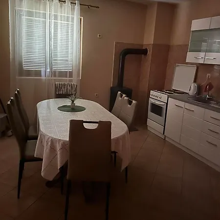 Διαμέρισμα Mara
